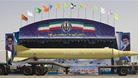 خبير أمريكي: الضربات الإيرانية العابرة للحدود نمط يبحث عن سياسة مناسبة